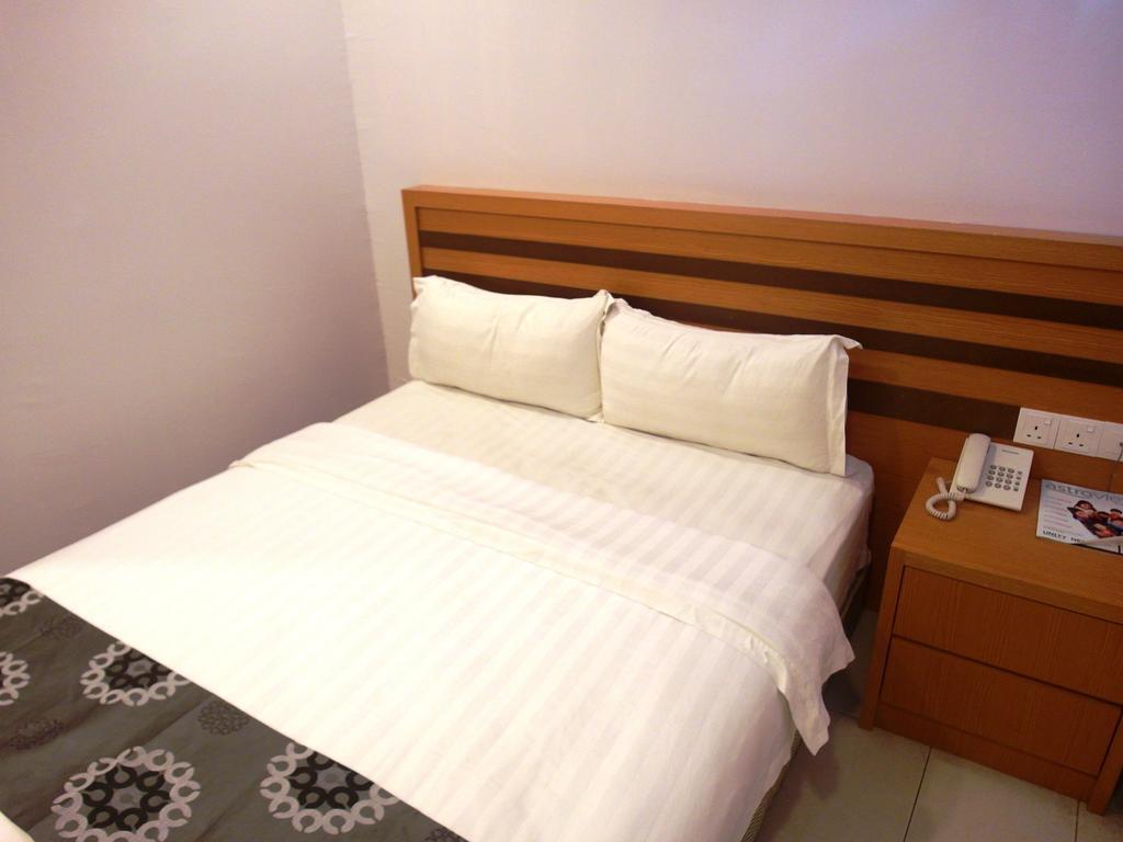 Transit Hotel Labuan Room photo
