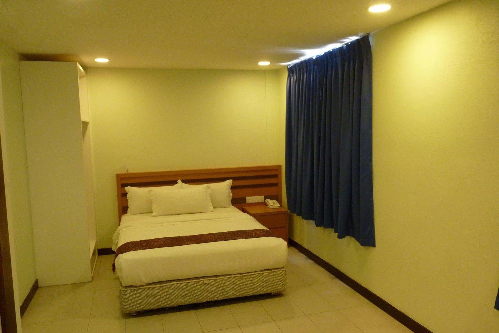 Transit Hotel Labuan Exterior photo